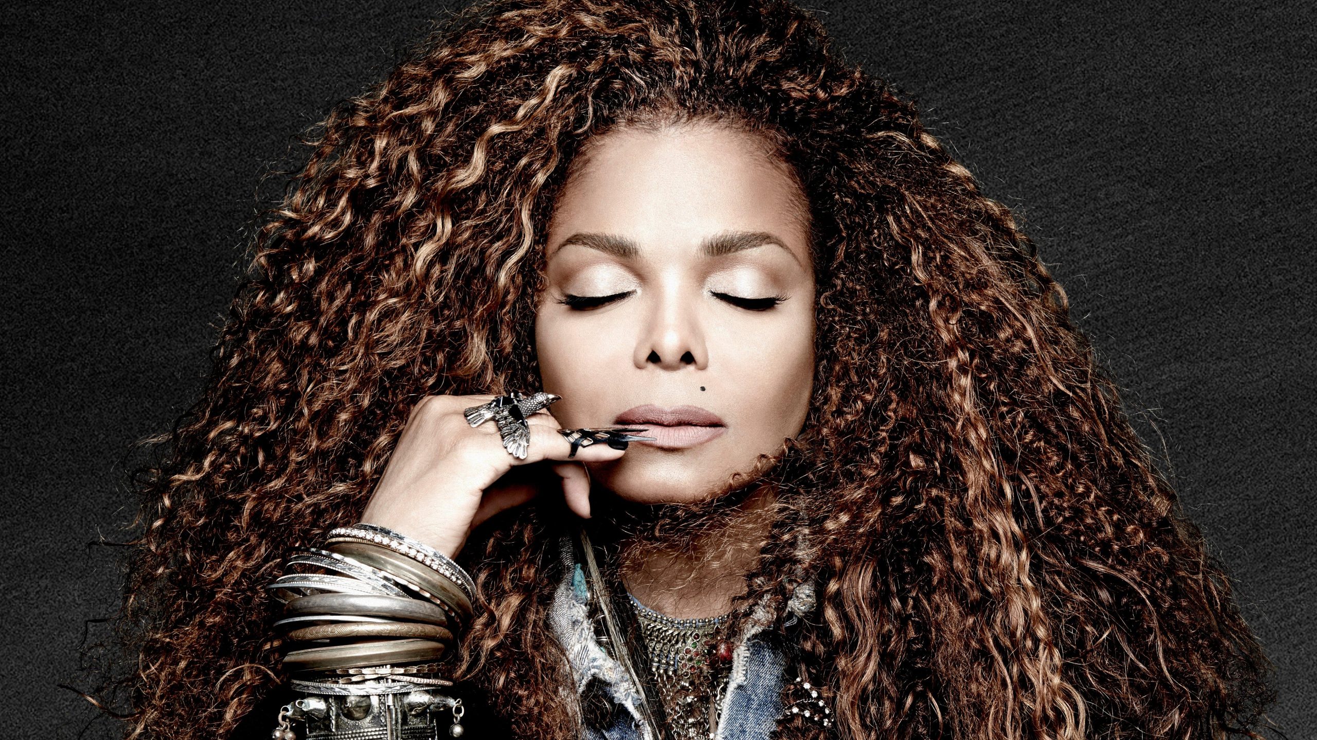 Janet Jackson Is Back—and She’s About to Make History at the 2025 AMAs