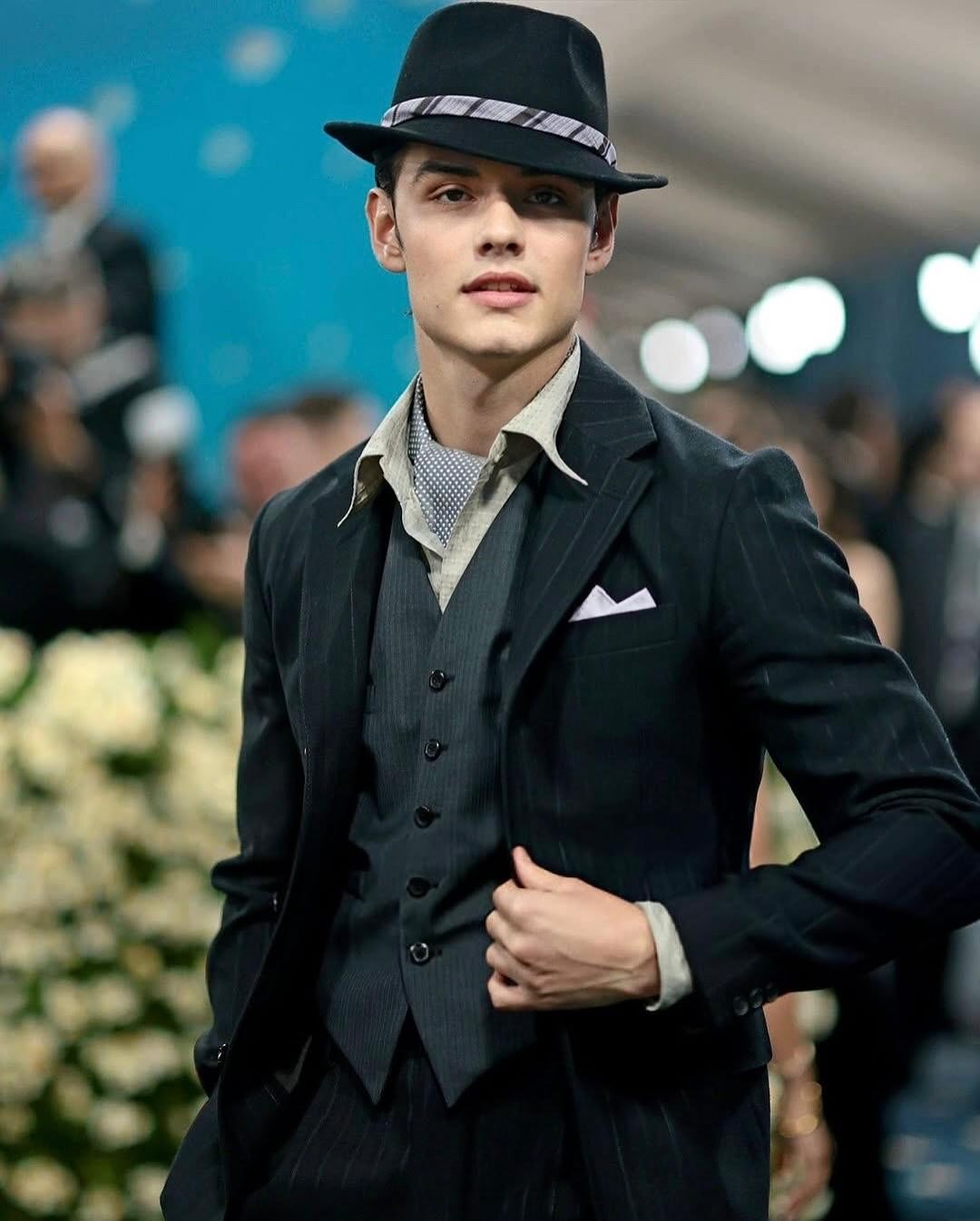 Louis Partridge